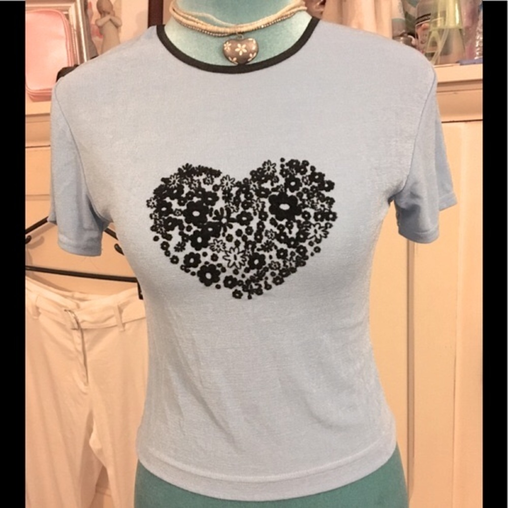 Vintage 90’s Small shirt Light Blue w/ Black raised floral pattern heart USA🇺🇸
